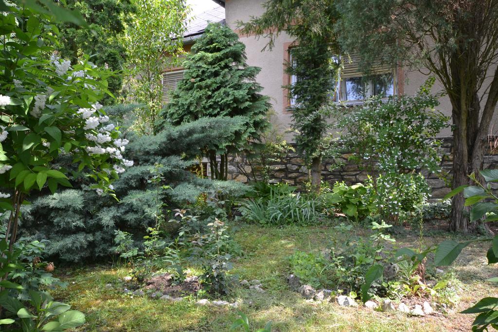 Vár-lak Vendégház Szendro Esterno foto