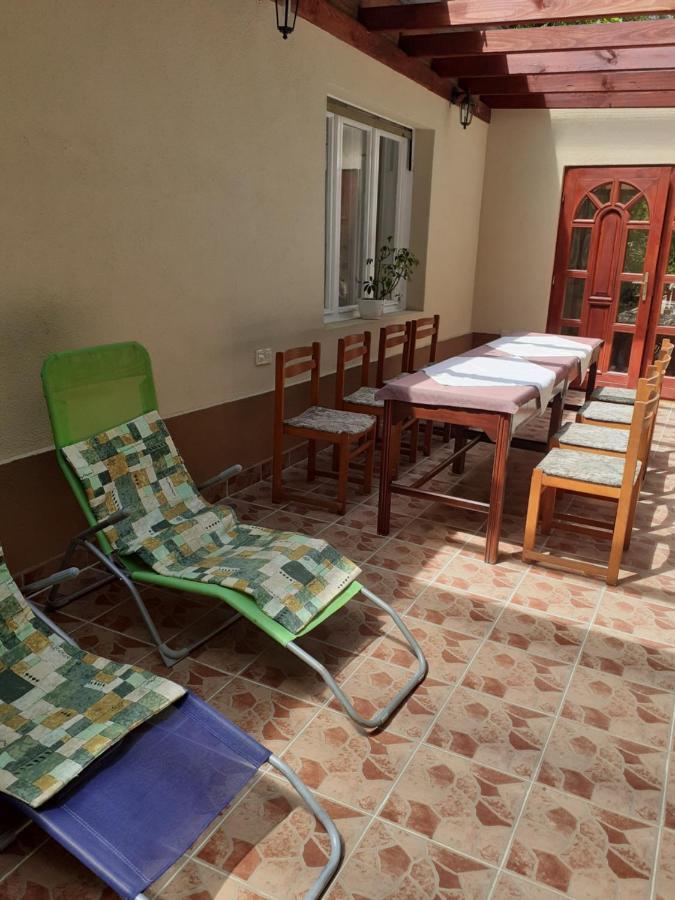 Vár-lak Vendégház Szendro Esterno foto